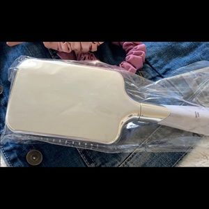 ISO!! Monat Paddle Brush